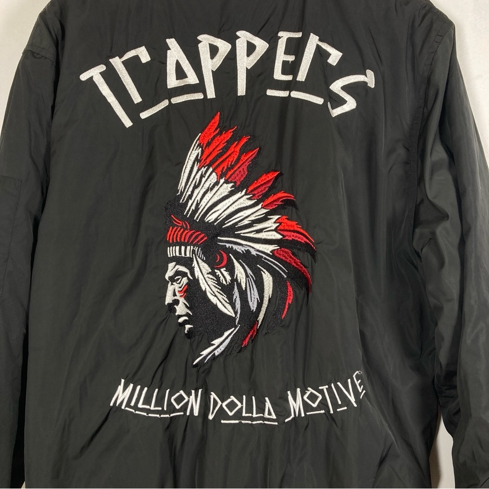 Million DOLLA MOTIVE 'TRAPPERS' Men’s Bomber Jacket Black L Logo Embroidered - Picture 3 of 16
